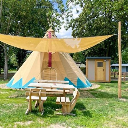 Tipi Ottawa Apartment Falkenberg/Elster Luaran gambar